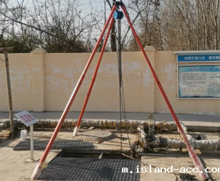 起重米兰竞彩足球赛程为什么能稳稳的立在地上